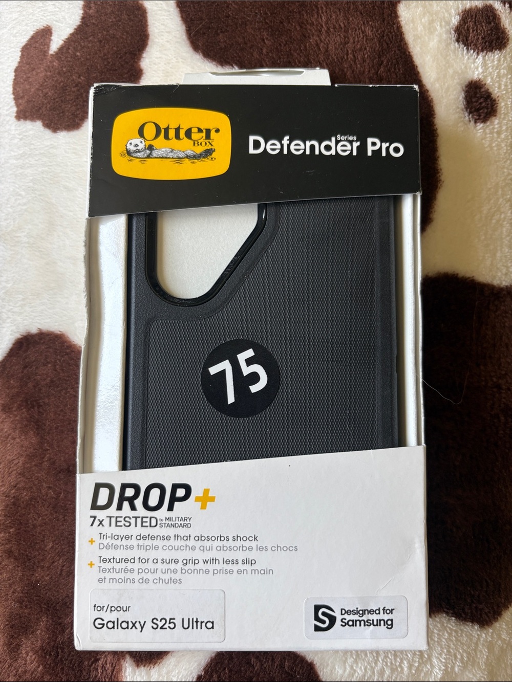 OtterBox Defender Pro Black and White Case for Galaxy S25 Ultra